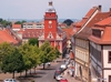 Zu sehen ist eine Straße in der Innenstadt von Gotha.